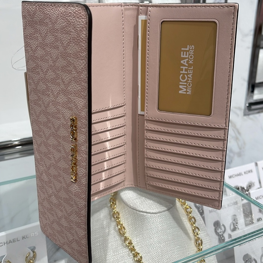 Michael Kors Jet Set Large Logo Trifold Wallet
Powder Blush Multi
NWT - Picture 12 of 16